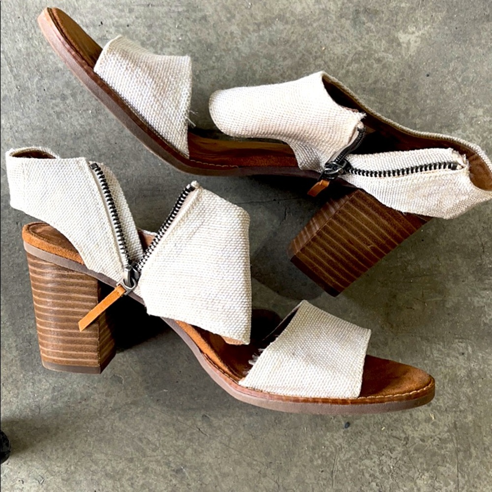 Tom’s women’s chunky heels